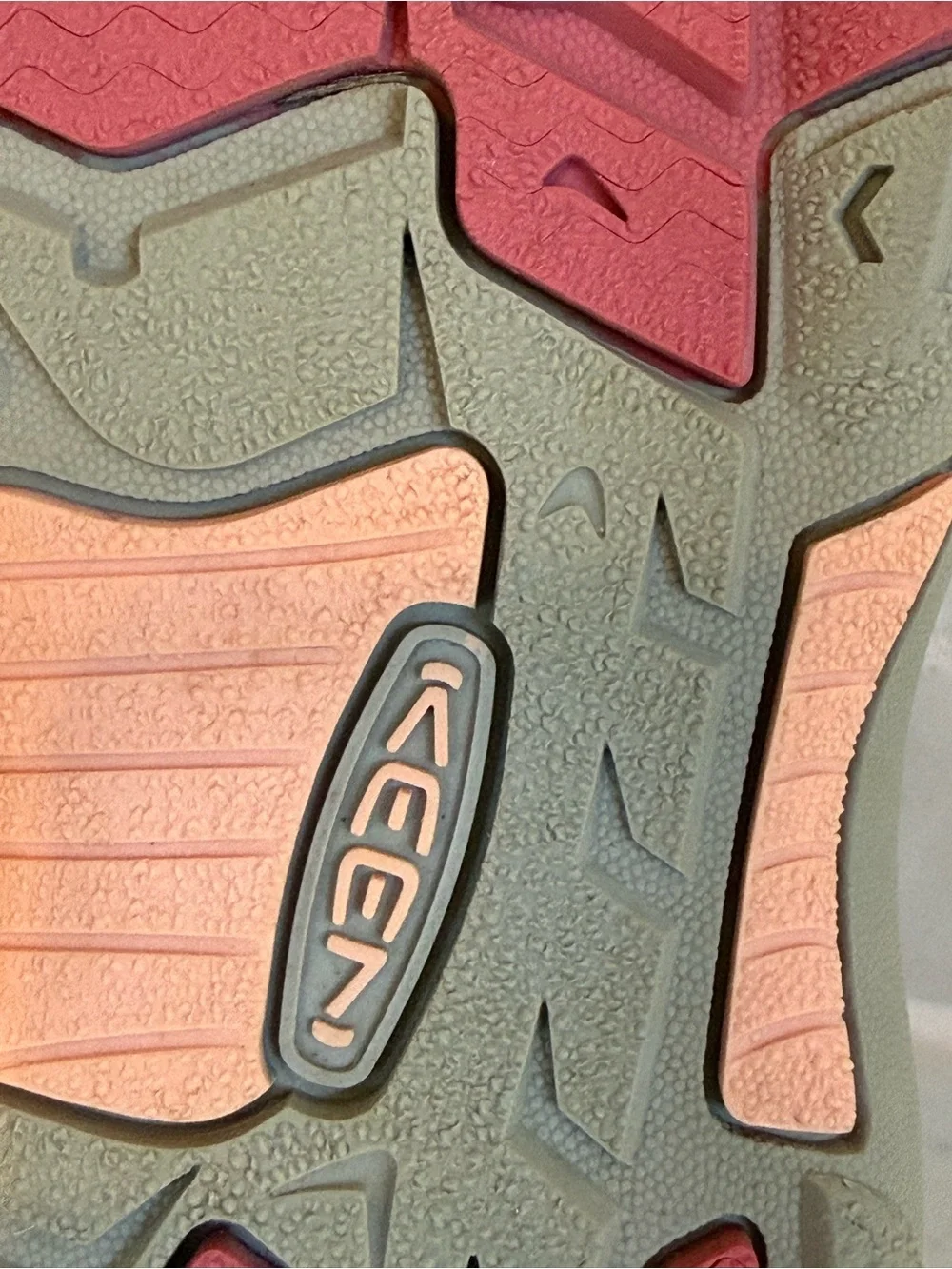 Keen Kids Aqua and Pink Star-Print Closed-Toe Sandals